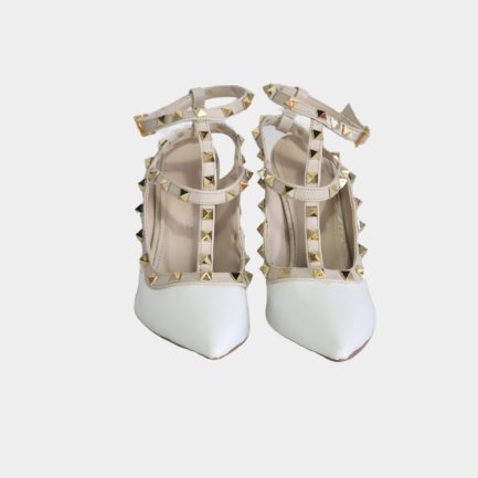 Zımbalı Beyaz Ayakkabı